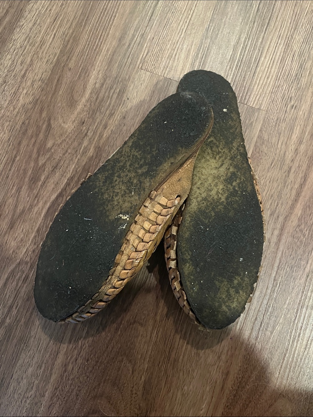 Mohinder Handwoven Tan Leather Slides - Picture 3 of 5